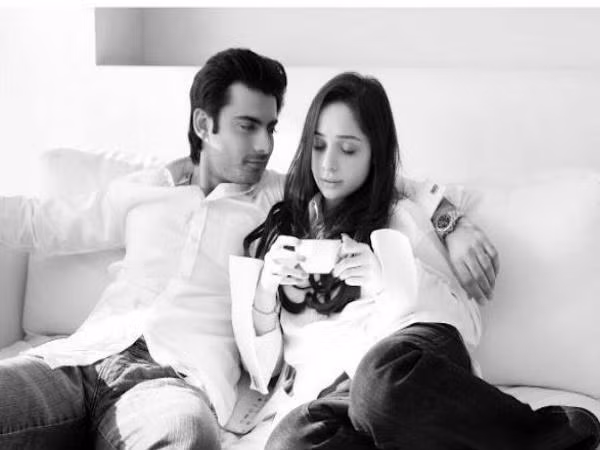 Hai bạn tin tưởng tuyệt đối vào đối phương, không có bất cứ sự nghi ngờ, băn khoăn nào tồn tại trong mối quan hệ của 2 người. Đây cũng là dấu hiệu tốt của một mối quan hệ dài lâu.