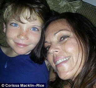 Macklin-Rice chuyển sang ăn chay, từ bỏ thực phẩm chế biến sẵn, đường chế biến và theo liệu pháp Gerson, một liệu pháp tự nhiên để chữa bệnh, trong đó có cả bệnh ung thư.