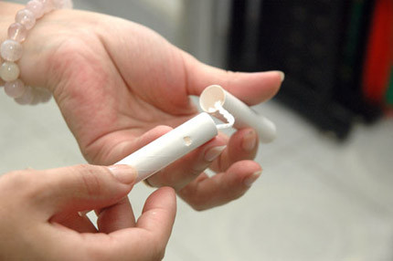 Những chị em chưa quan hệ thì nên cân nhắc đến việc dùng tampon, đề phòng trường hợp bị rách màng trinh, hay tổn thương niêm mạc âm đạo.