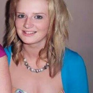 Sau khi đưa tampon vào cơ thể, Jodie Craig có triệu chứng sốt, nôn và không cử động được. Cô đã được đưa ngay vào bệnh viện và phải nằm điều trị tích cực 4 ngày, sau đó nằm thêm trong viện 1,5 tuần.