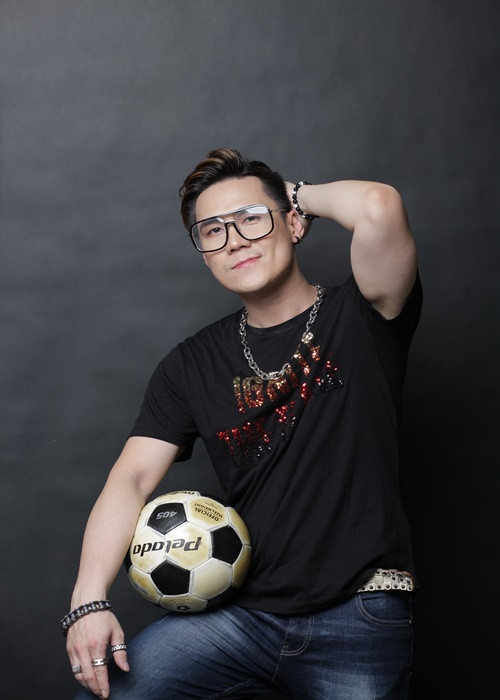 Khánh Phương có số cổ phiếu “khủng”... kiếm tiền ra sao? Khanh Phuong co so co phieu “khung”... kiem tien ra sao?