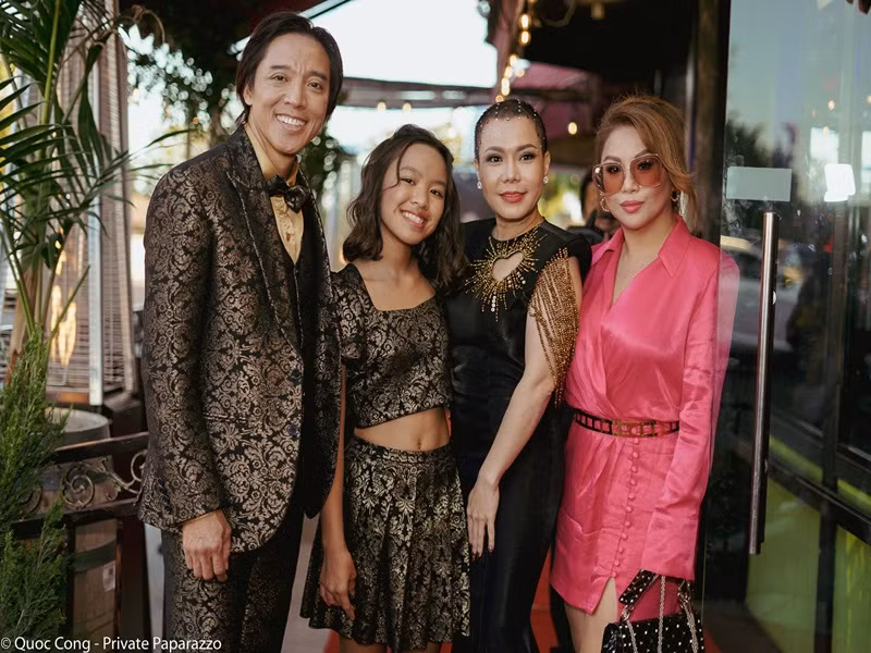 Con gái Việt Hương sở hữu nụ cười vô cùng tươi tắn.