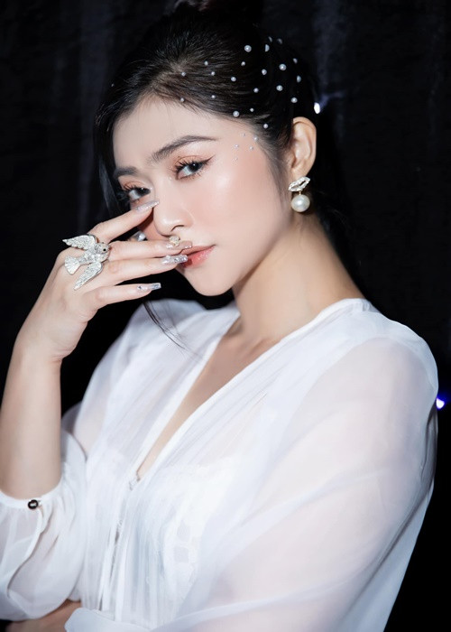 Theo Zing, năm 2009, Thanh Trúc được đạo diễn Võ Việt Hùng phát hiện và mời đóng phim “Tình án”. Với vai diễn này, cô giành được giải thưởng Nữ diễn viên được yêu thích nhất ở lễ trao giải Mai Vàng và Giải thưởng Truyền hình HTV năm 2009. Ảnh: FBNV