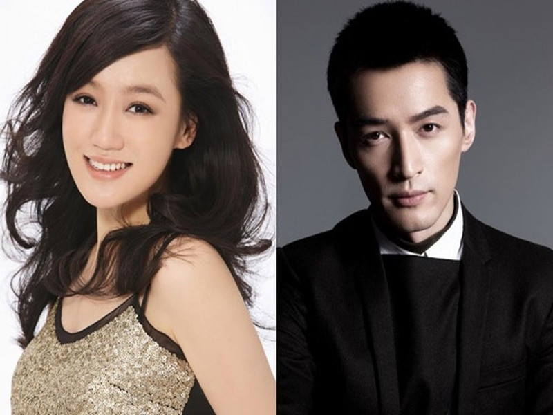 Trước khi lập gia đình, Hồ Ca hẹn hò diễn viên Tiết Giai Ngưng. Cặp đôi gặp nhau năm 2004 trên phim trường “Như Ý Cát Tường”. Năm 2006, Hồ Ca mới thổ lộ tình cảm dành cho đàn chị: “Anh vẫn chưa thể từ bỏ được em. Tuổi tác không thành vấn đề, quan trọng là chúng mình đều có tình cảm với nhau". Ảnh: Người lao động