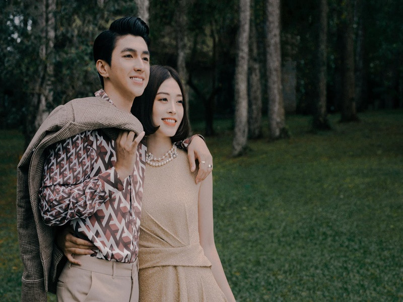 Cặp đôi sao Việt Á hậu Phương Nga và Bình An kết hôn năm 2022. Trong cuộc phỏng vấn với Người đưa tin, Bình An cho biết, anh thích có con nhưng tính đến phong thủy, năm 2023 có con là không hợp.