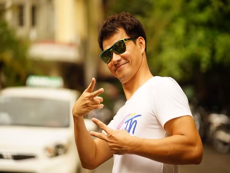 Xuân Bắc cho biết, ngày còn là sinh viên, do biết quản lý tài chính nên không bị đói những ngày cuối tháng dù chỉ được bố mẹ cho 300 nghìn đồng mỗi tháng. Ảnh: FBNV