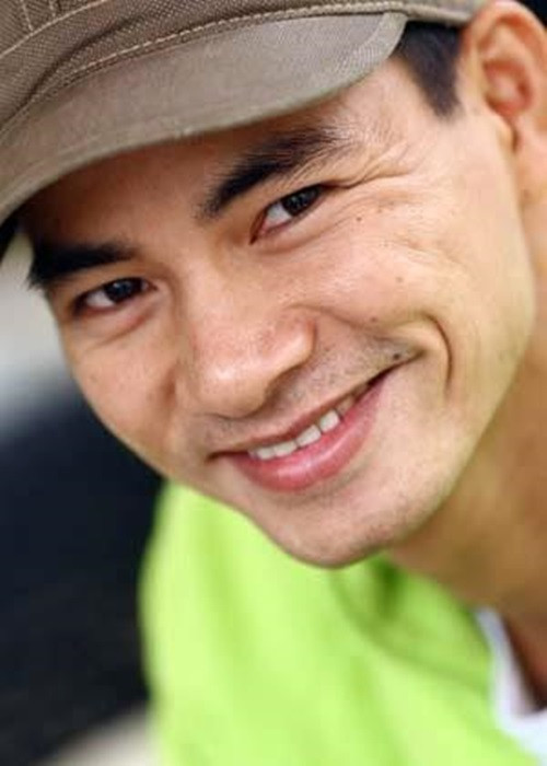 Trong chương trình Cuộc hẹn cuối tuần, bố của Xuân Bắc kể câu chuyện xúc động thời sinh viên của Xuân Bắc. Ông cho biết, cũng như bao gia đình thời bao cấp khác có con đi học xa, con chưa về thì nhớ, nhưng con về lại lo. Ảnh: FBNV