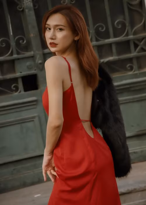 Hành trình "đập đi xây lại" của Lynk Lee bắt đầu vào năm 2020.