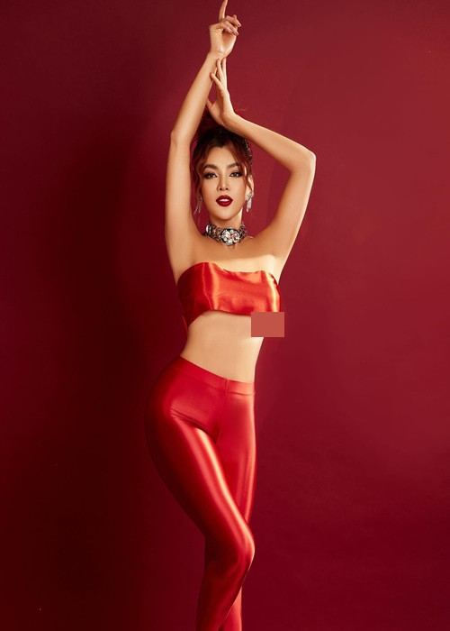 Phùng Trương Trân Đài sở hữu gương mặt lai Tây, chiều cao 1m71, số đo 3 vòng 90-61-92cm.