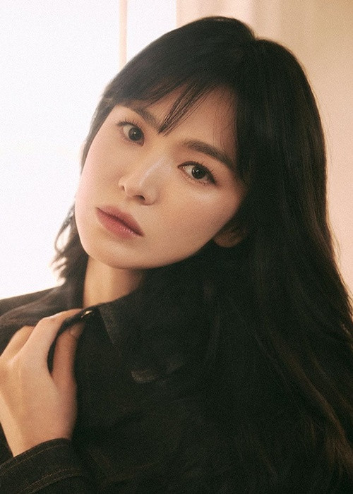 Trong các bộ ảnh đã chỉnh sửa, nhan sắc của Song Hye Kyo đẹp không tỳ vết. Ảnh: Instagram