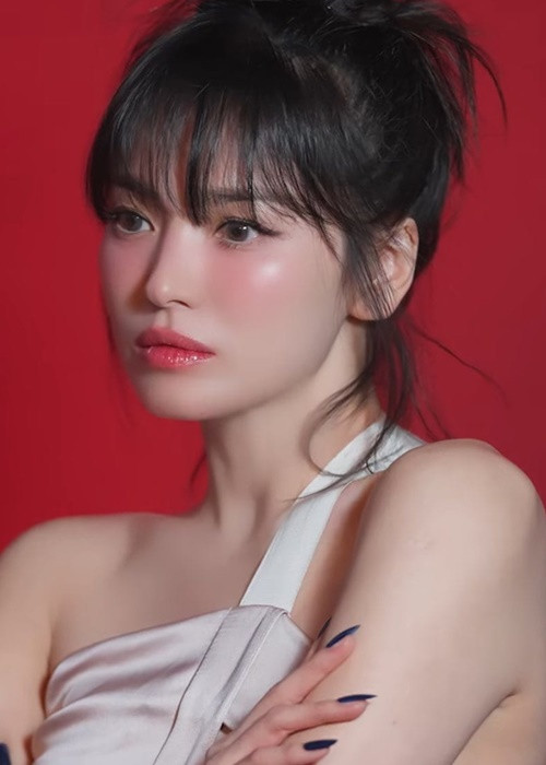 Ngọc nữ màn ảnh Hàn kín tiếng về chuyện tình cảm sau khi ly hôn Song Joong Ki. Ảnh: Instagram