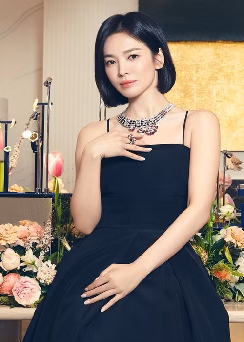 Mới đây, trước thông tin chồng cũ tái hôn, sắp có con, Song Hye Kyo không có bất kì động thái nào. Ảnh: Instagram