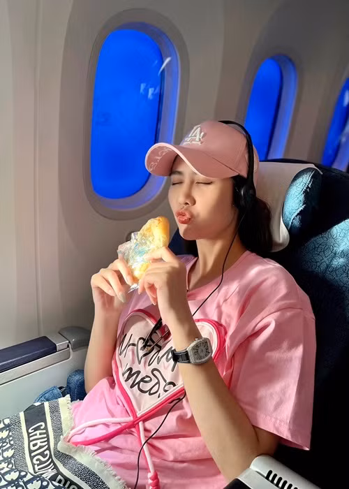 Nữ diễn viên phim "Thương ngày nắng về" hiện tại có cuộc sống sang chảnh.