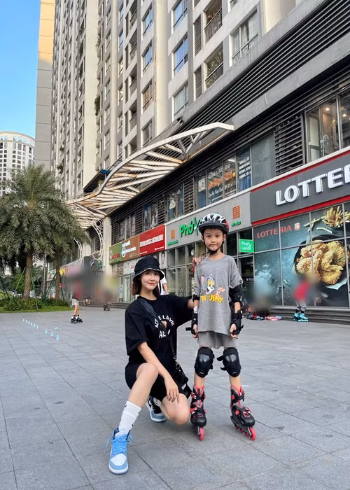 Tuy nhiên, dù bận rộn đến đâu, cô vẫn cố gắng dành thời gian cho con trai vào những ngày đặc biệt, dịp lễ.