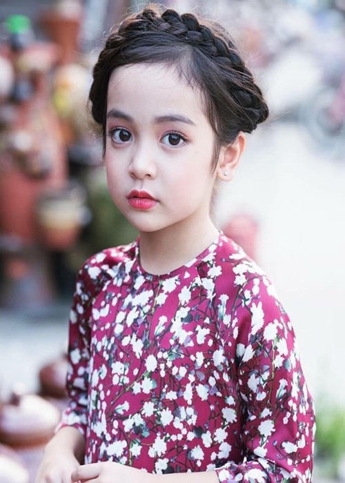 Người quản lý, sắp xếp lịch trình, theo sát Diệp Anh chính là mẹ của em. Ảnh: FBNV