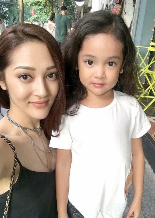 Diệp Anh được xem là bản sao nhí của ca sĩ Bảo Anh. Ảnh: FBNV