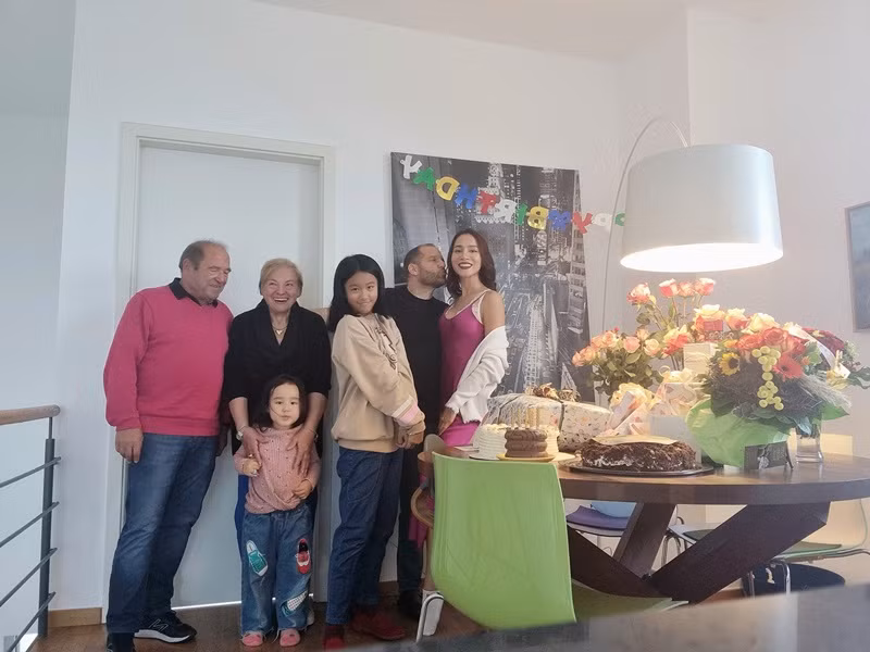 Bảo Trúc không ít lần đăng tải hình ảnh bên gia đình chồng ở Đức.