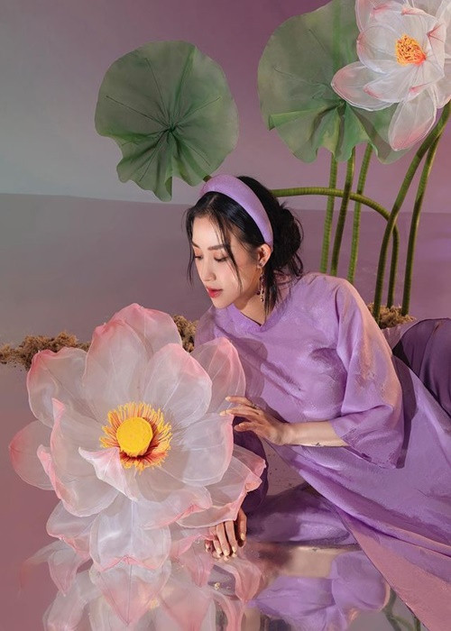 Năm nay, người đẹp quyết mặc áo dài 3 ngày Tết.