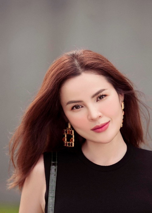 Trả lời phỏng vấn của Doanh nghiệp và Tiếp thị, Phương Lê cho biết, cô không muốn nhắc tên vì đối phương sẽ dựa hơi cô để nổi tiếng. Theo Phương Lê, cô từng bóc mẽ người này từ tháng 2/2020 vì màn "chơi bẩn" rất lộ liễu là làm clip dìm hàng và chê bai resort nhà cô. Ảnh: FBNV