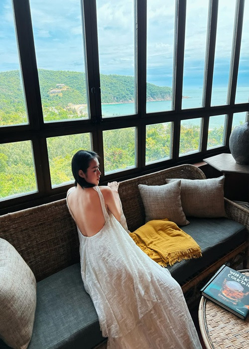 Vợ cũ Thành Đạt sở hữu vóc dáng gợi cảm dù từng một lần sinh nở.