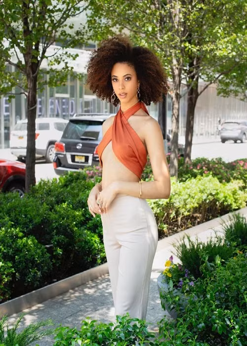 Andreina đăng quang cuộc thi Hoa hậu Cộng hòa Dominica 2021.