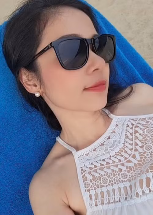 Việt Trinh hài lòng với cuộc sống bình yên hiện tại.