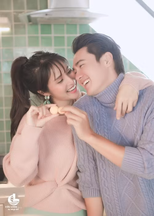 Vợ chồng Thảo Trang đặt ra quy định sẽ luôn đi ngủ cùng nhau chứ không để ai ngủ trước hay ai ngủ sau.