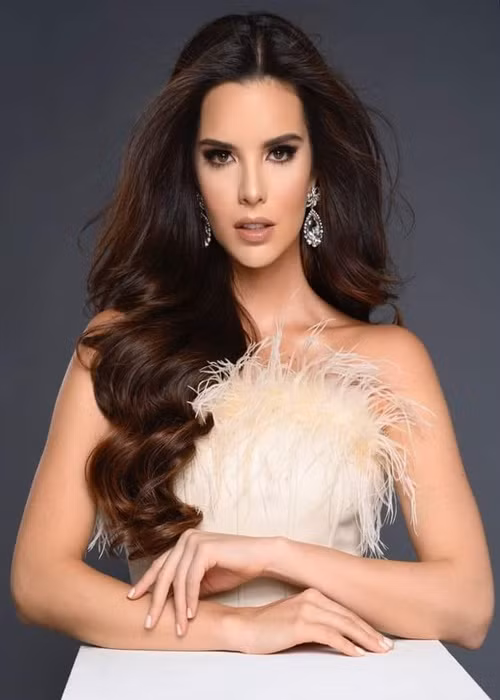 Giống như các thí sinh khác, đại diện Venezuela cũng đặt mục tiêu đăng quang Hoa hậu Hoàn vũ Thế giới.