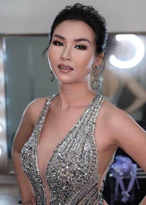 Nhiều năm nay, Võ Hạ Trâm ăn thuần chay. Khi mang bầu và sau sinh, cô vẫn theo đuổi việc chế độ ăn này.