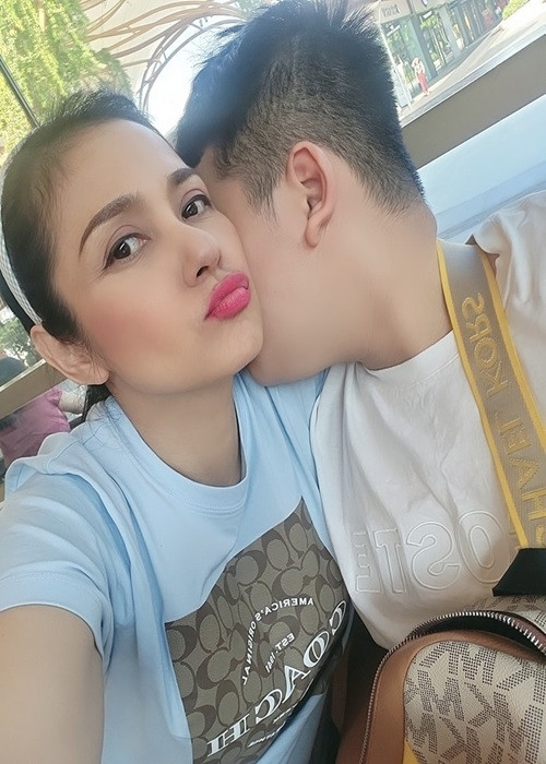 Việt Trinh cũng là một trong số những sao Việt du xuân ở nước ngoài.