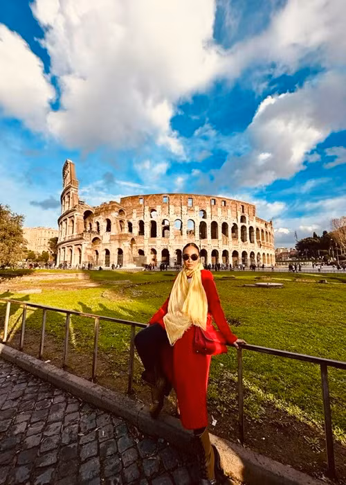 Đoan Trang đi du lịch nhiều nước ở châu Âu.