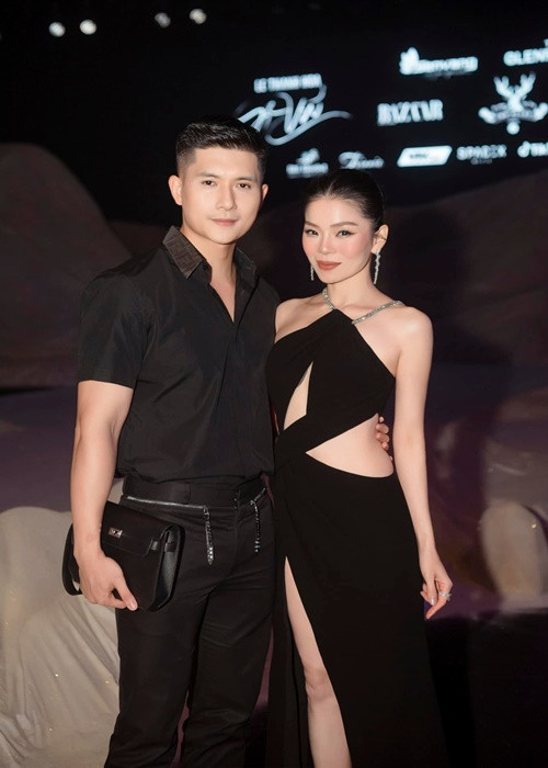 Mong chờ kết đẹp cho chuyện tình Lệ Quyên - Lâm Bảo Châu Mong cho ket dep cho chuyen tinh Le Quyen - Lam Bao Chau