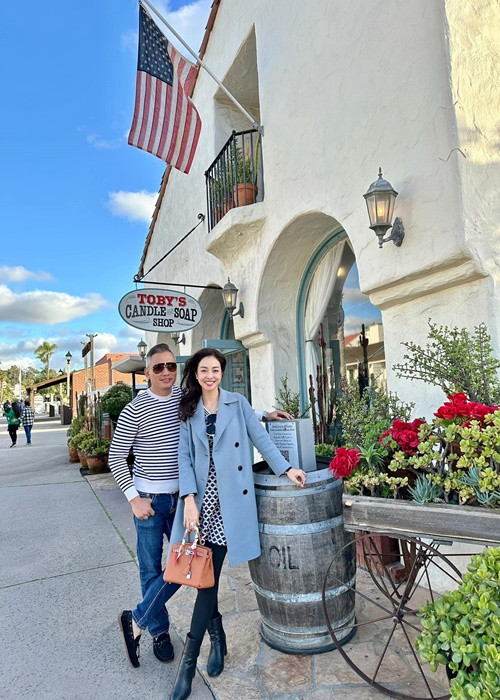  Jennifer Phạm tái hôn đã được 11 năm.