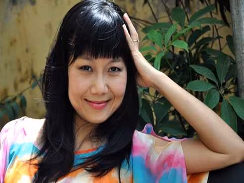 Trước Táo Quân, Thu Hương được khán giả biết đến qua các tiểu phẩm hài trong Gặp nhau cuối tuần, Gala cười. Cô có lối diễn hài tưng tửng với những vai đỏng đảnh điệu đà. Ảnh: Vietnamnet