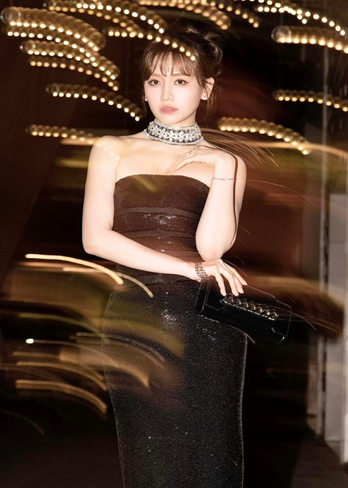 Vợ chồng Trấn Thành có khoảng thời gian dài ít sánh đôi tại sự kiện, hiếm đăng tải hình ảnh bên nhau bởi bận rộn với công việc riêng. Ảnh: FBNV