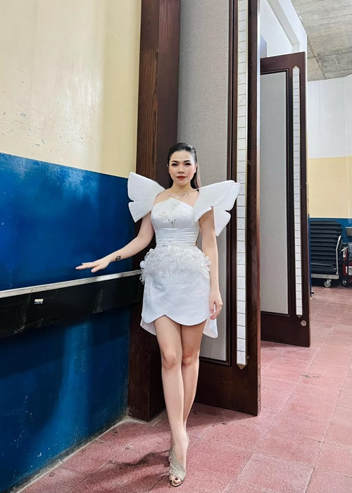 Mỹ Dung sinh con thứ 3 cách đây đúng một năm. Ảnh: FBNV