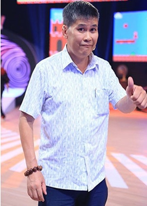 “Tôi hoạch định kế hoạch trả nợ, thương thảo với từng chủ nợ nhằm tìm hướng giải quyết thấu tình đạt lý nhất. Tôi kê tất cả tài sản của mình để chia ra trả nợ, nhằm giảm tải áp lực. Kế hoạch trả nợ được tôi vạch ra là phải thực hiện được trong 5 năm, và đến giờ sau hơn 4 năm tôi đã trả được 80%”, chồng cũ của Kim Thư chia sẻ trên Phunuonline năm 2017. Ảnh: Công an nhân dân online