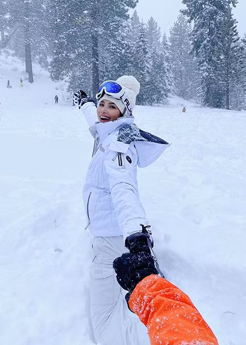 Chân dài gốc Hải Phòng cũng từng chia sẻ, chồng luôn bên cạnh động viên, chia sẻ.