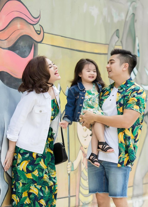 “Nhìn lại, Trang cũng là người thương chồng lắm, vì anh ấy phải chịu đựng mình nhiều quá”, Vân Trang bộc bạch.