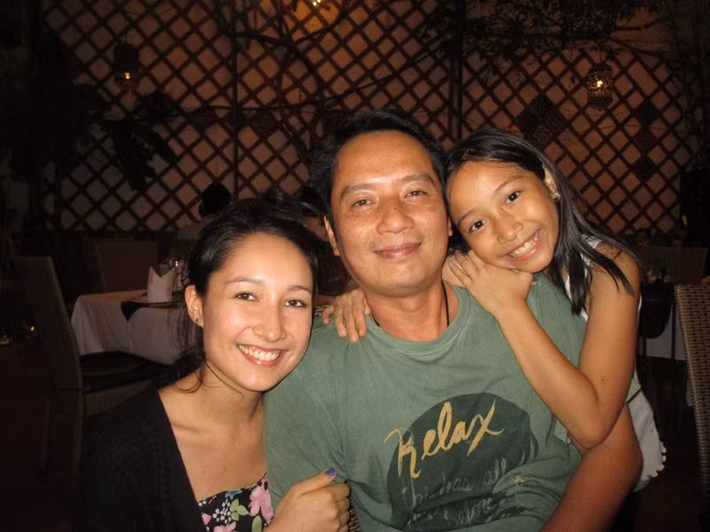 Nhạc sĩ Anh Quân cũng hết lòng vì con cái. Anh sẵn sàng bỏ việc này, việc kia nếu lúc đó con cần sự có mặt của bố.