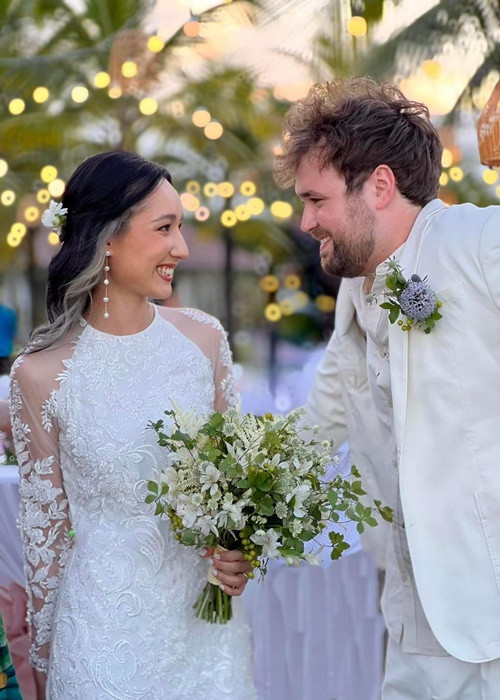 Anna tốt nghiệp trường đại học Berklee ở Boston (Mỹ) và đang làm việc tại một phòng thu nổi tiếng ở Los Angeles. Mỹ Linh từng khoe con gái Anna là một trong những kỹ sư phối nhạc cho phim “Frozen 2”. Năm 2022, Anna kết hôn với nhạc công Eric Derwallis.