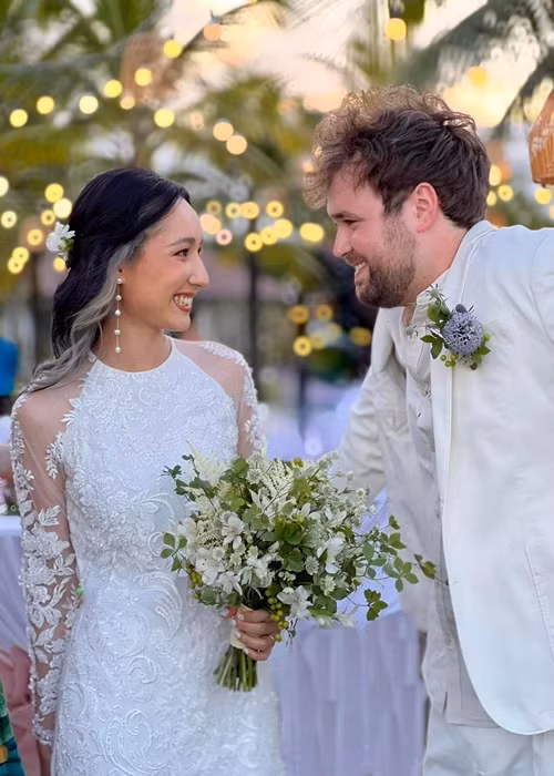 Anna tốt nghiệp trường đại học Berklee ở Boston (Mỹ) và đang làm việc tại một phòng thu nổi tiếng ở Los Angeles. Mỹ Linh từng khoe con gái Anna là một trong những kỹ sư phối nhạc cho phim “Frozen 2”. Năm 2022, Anna kết hôn với nhạc công Eric Derwallis.