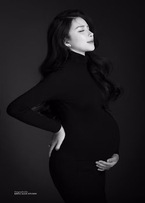 Vợ chồng Phan Mạnh Quỳnh đón thêm thành viên mới sau 2 năm làm đám cưới.