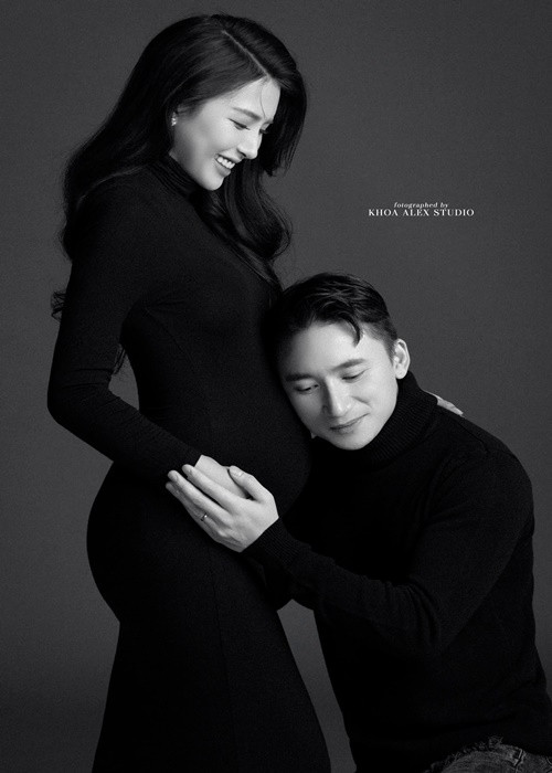 Bé Ốc - nhóc tì nhà Phan Mạnh Quỳnh chào đời vào tối ngày 5/1.