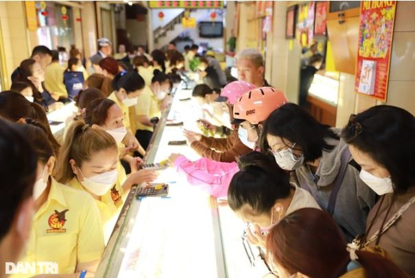 Hien tuong la trong ngay via Than Tai o hai mien Nam Bac-Hinh-13