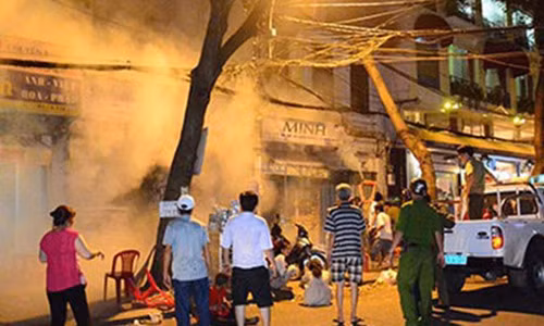 Am anh cua trung doi truong chua chay nha ITC tai TP HCM