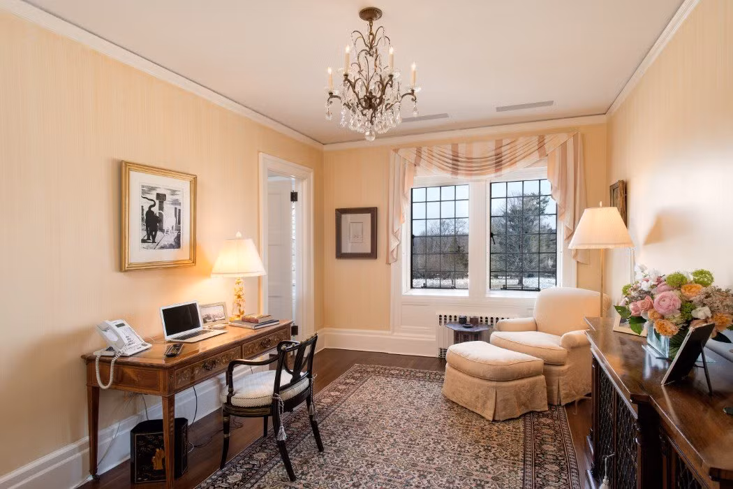 Đây là văn phòng riêng của tý phú đầu tư huyền thoại này.