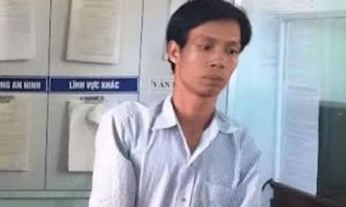 Chong giet vo va tinh dich, 2 dua con tho dai bo vo