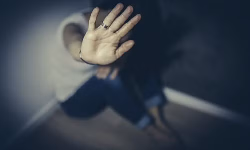 Con ac mong cua nguoi vo bi chong bao dam tra tan