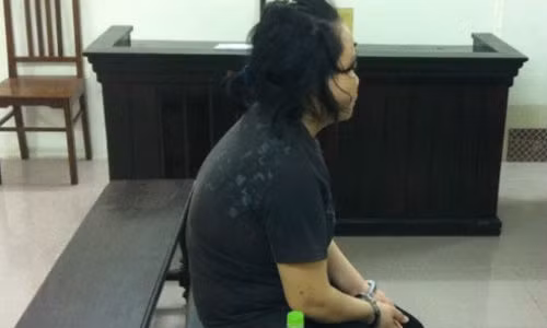 Loi dung long tin chau chiem doat cua ba ngoai hon 300 trieu